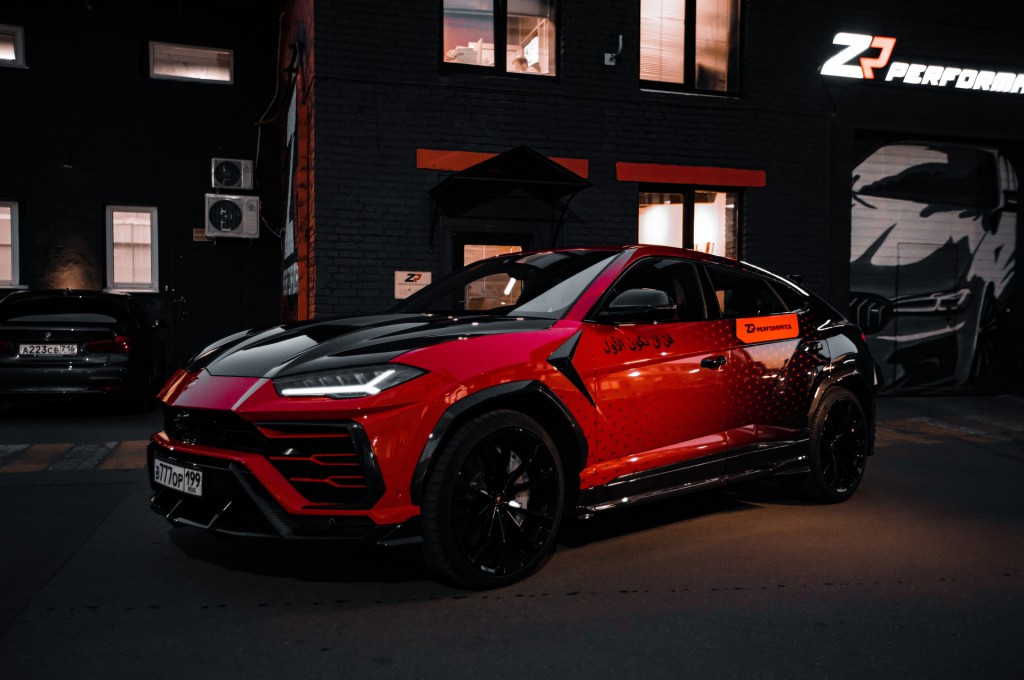 Lamborghini URUS black and red