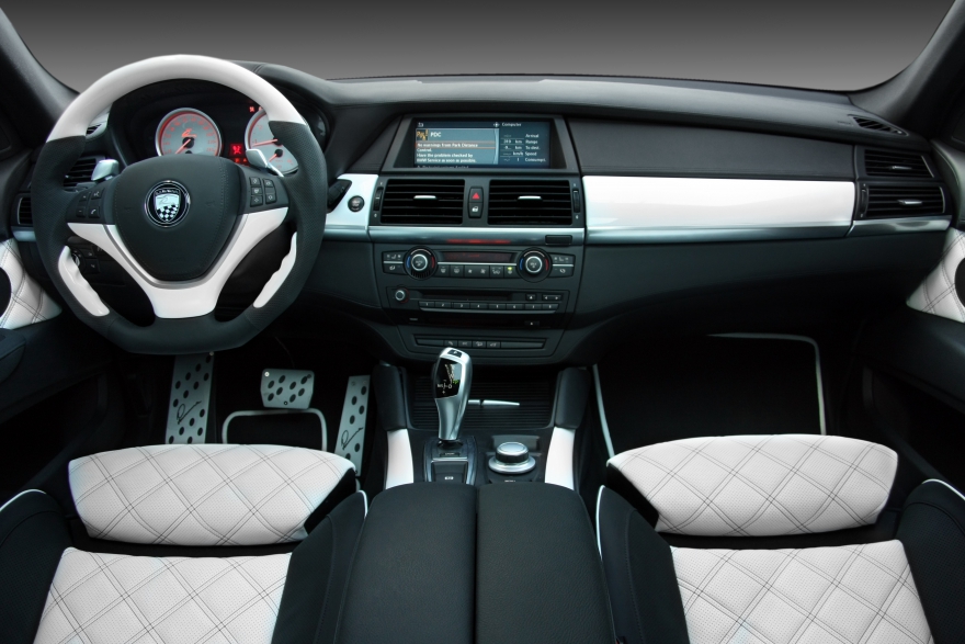 BMW CLR X 650 Lumma Design white interior