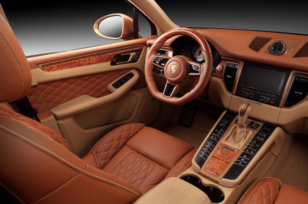 Interior Macan URSA Aurum Metallic