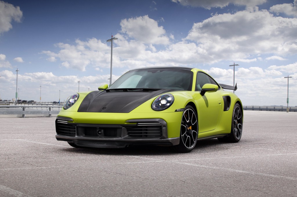 Porsche 992 Stinger light pack lime