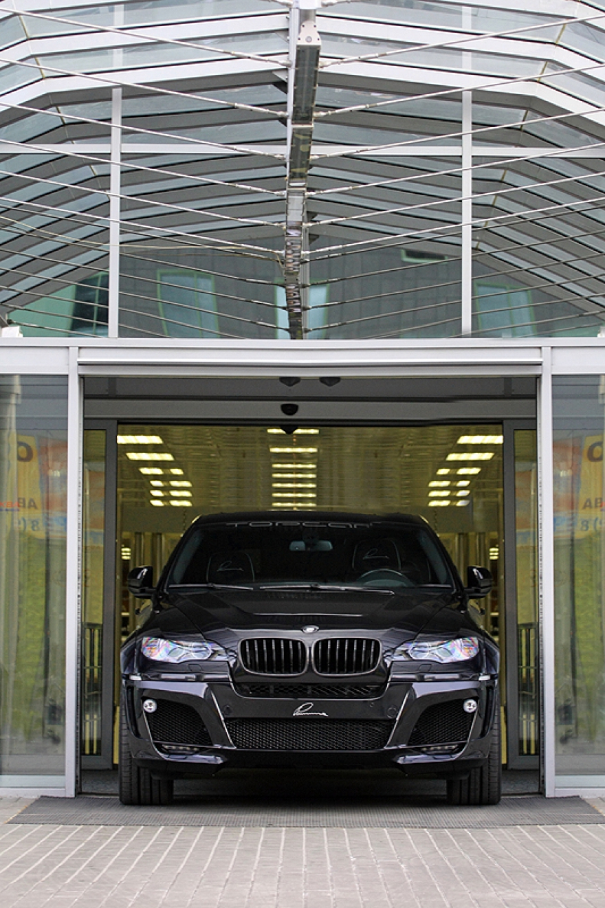 BMW CLR X 650 Lumma Design Deep Black