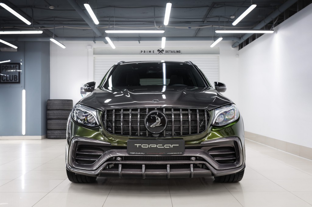 Mercedes-Benz GLC green