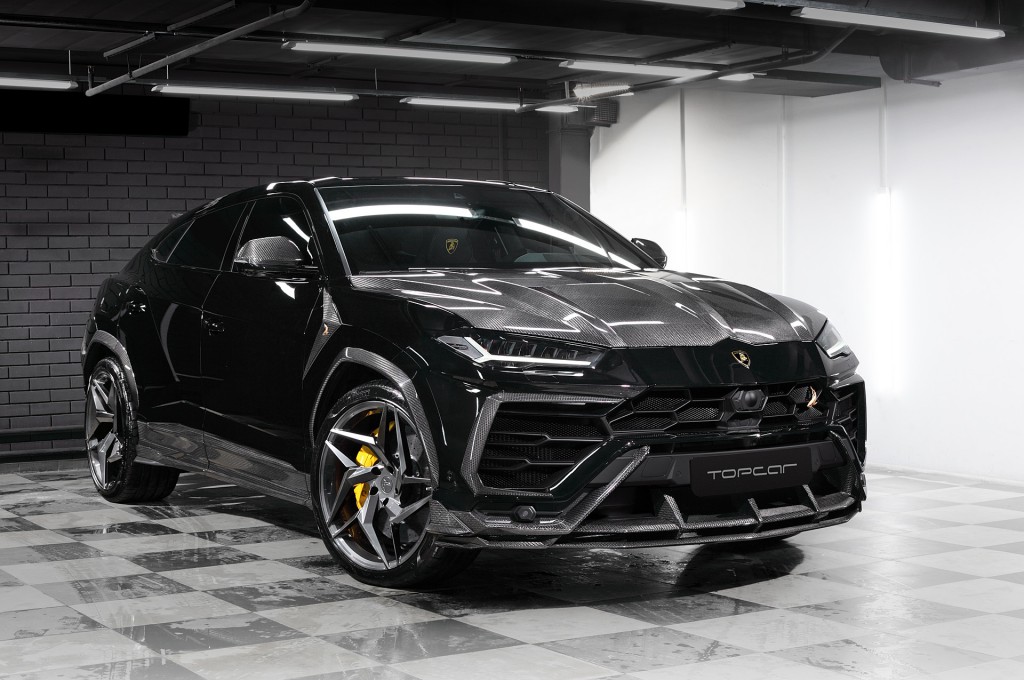 Lamborghini Urus Stealth carbon