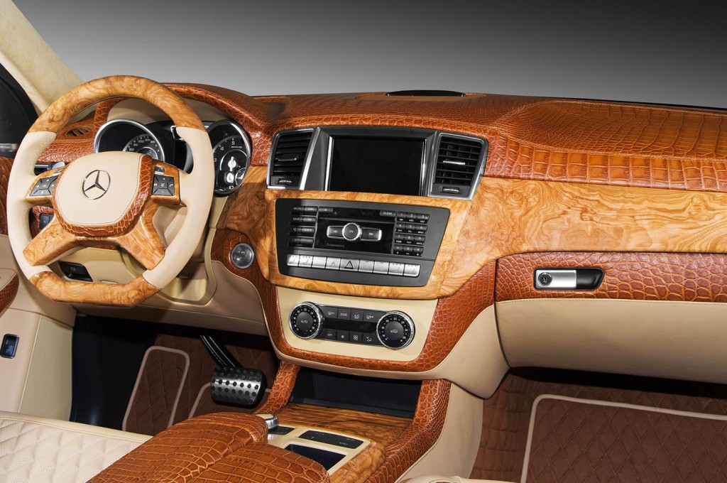 Interior crocodile Mercedes Benz ML6.3 AMG 2013