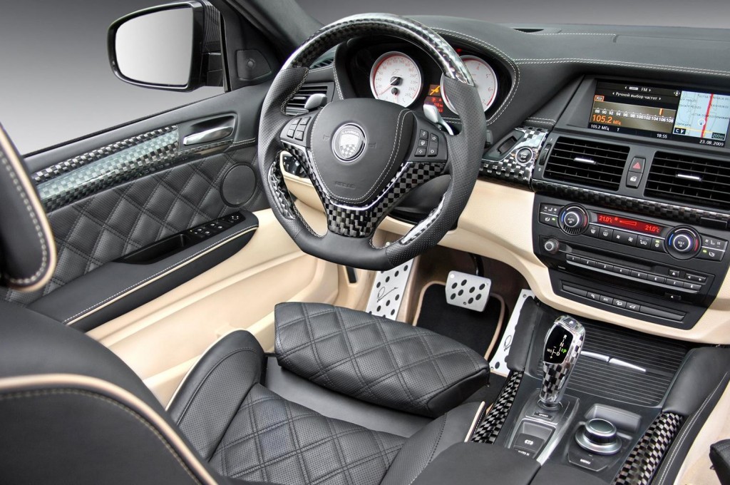 BMW CLR X 650 Lumma Carbon interior