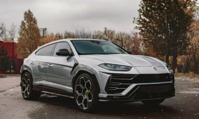 Lamborghini Urus gray