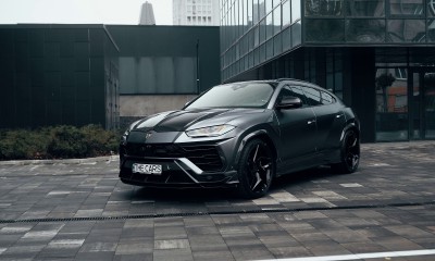 Lamborghini Urus grey (video)